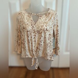 Beige Leopard Cheetah Print Top Blouse Shirt Bottom Loop Small S NWT